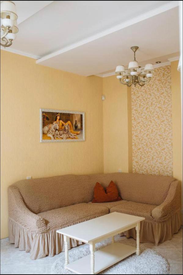 Central Lviv House Екстериор снимка